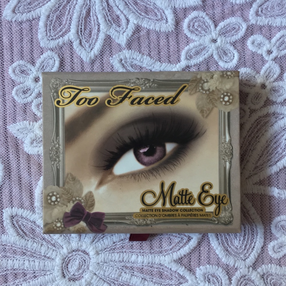 Too Faced Matte Eyeshadow Palette